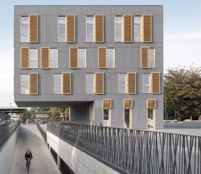 🇪🇸 Fachadas sin remaches con Pegado Elastico Sika